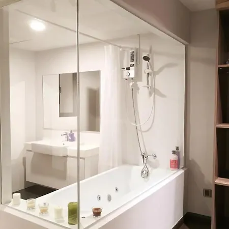 Baby & Kids Friendly, Jb Ciq, Romantic Duplex Johor Bahru Exterior photo