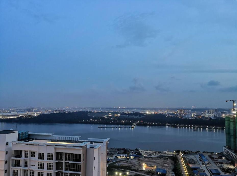 Apartment Baby & Kids Friendly, Jb Ciq, Romantic Duplex Johor Bahru