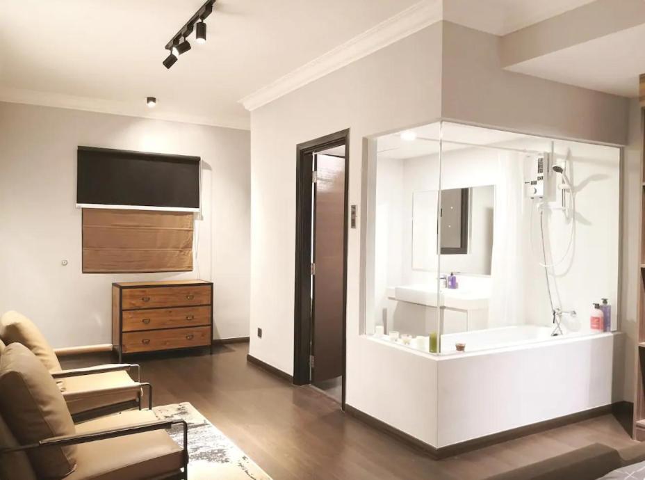 Baby & Kids Friendly, Jb Ciq, Romantic Duplex Apartment