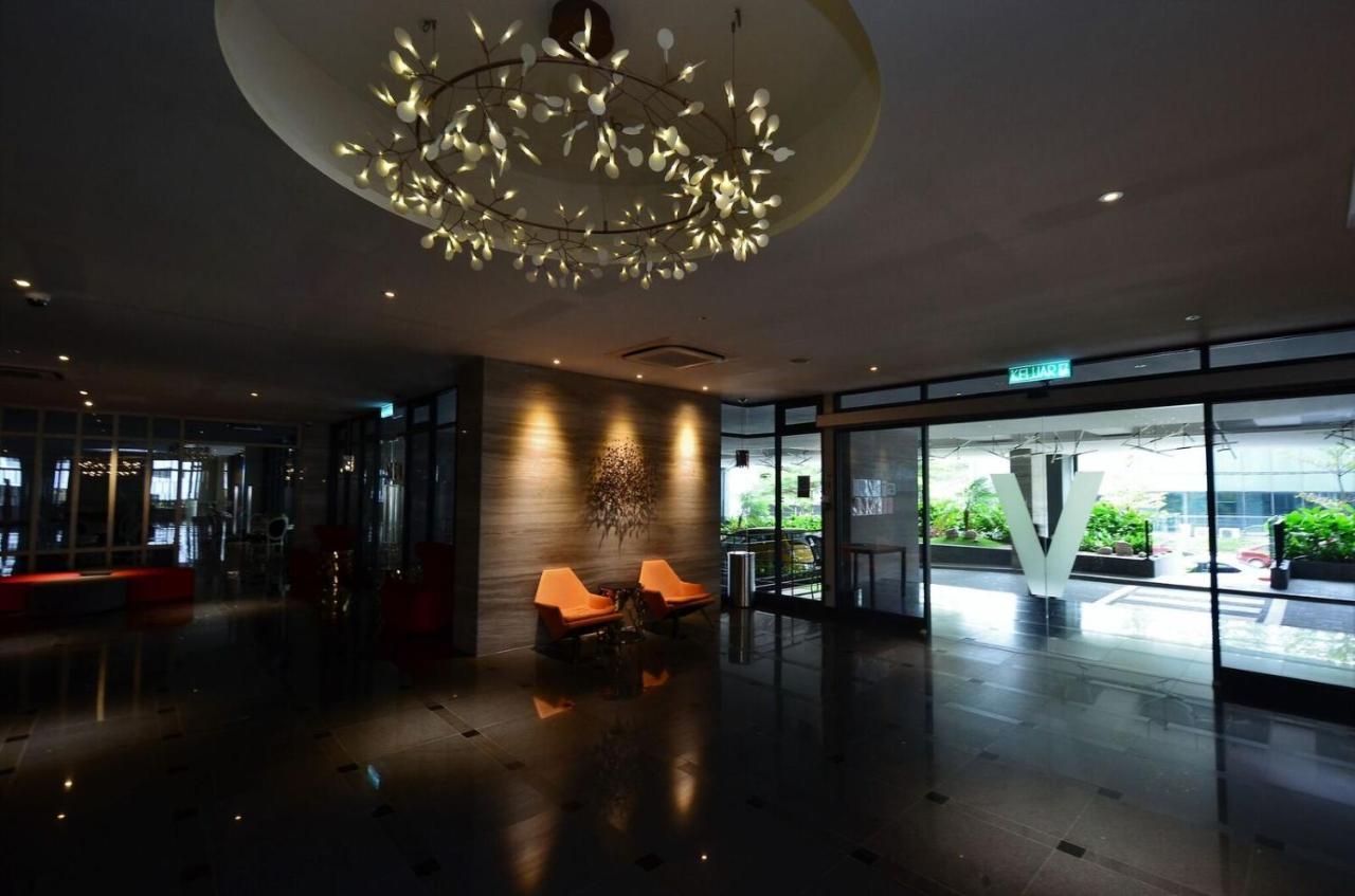 Baby & Kids Friendly, Jb Ciq, Romantic Duplex Apartment