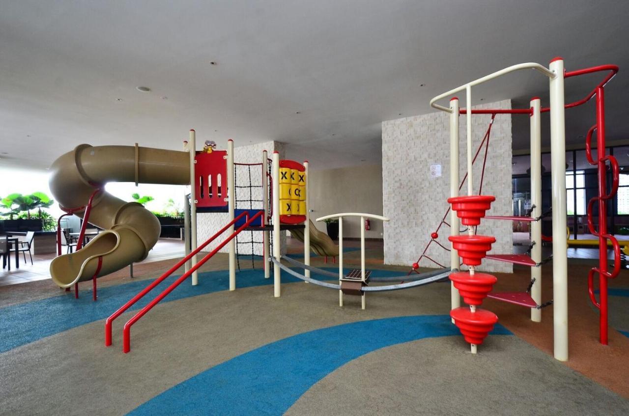 Baby & Kids Friendly, Jb Ciq, Romantic Duplex Apartment Johor Bahru