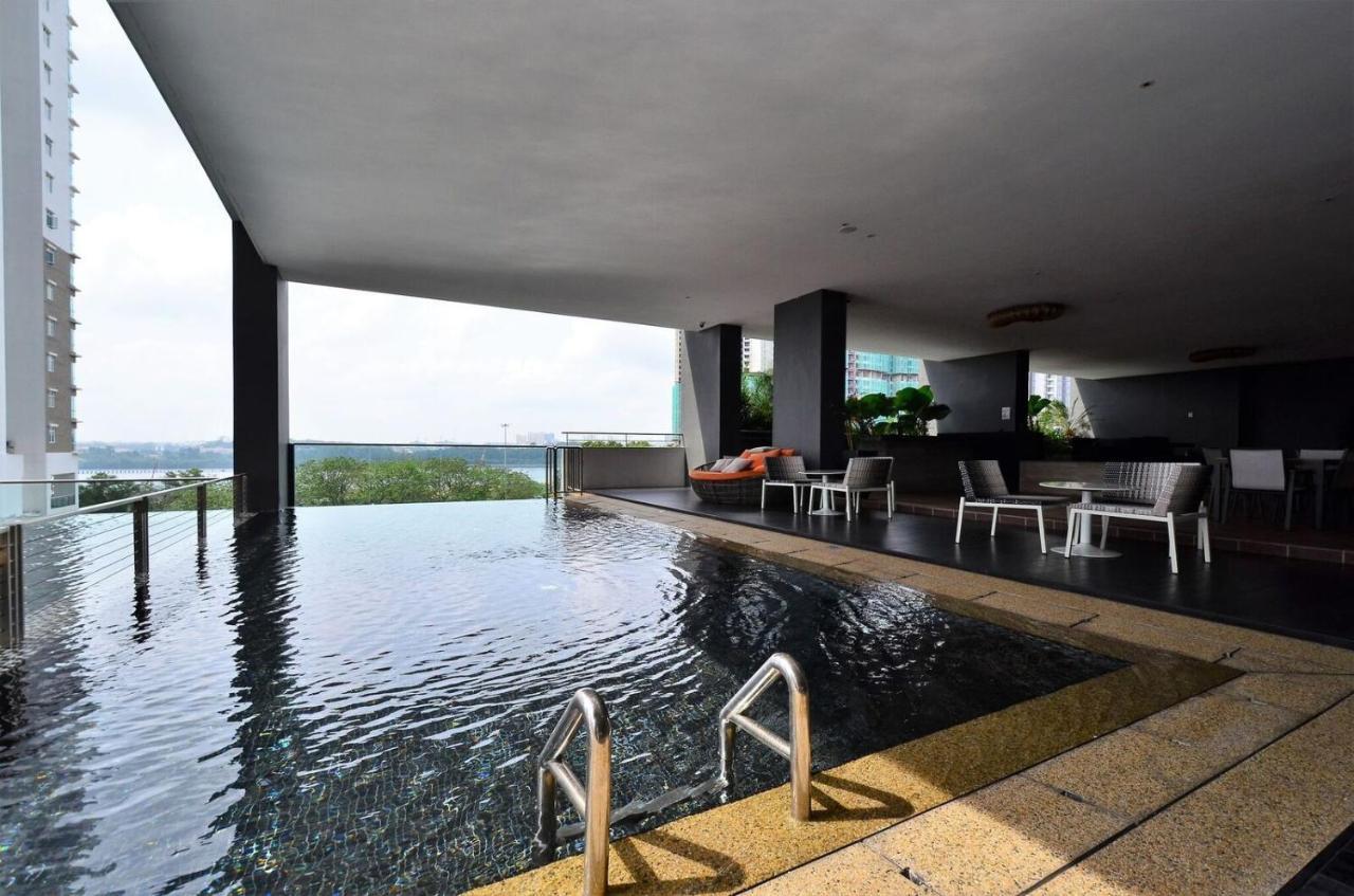 Baby & Kids Friendly, Jb Ciq, Romantic Duplex *
